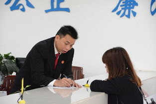 今天我當(dāng)班 訴訟服務(wù)中心的咨詢、立案與調(diào)解紀(jì)實(shí)